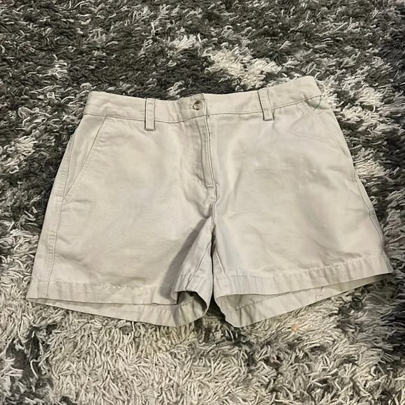 Beige Isaac Mizrahi Shorts - Picture 1 of 3